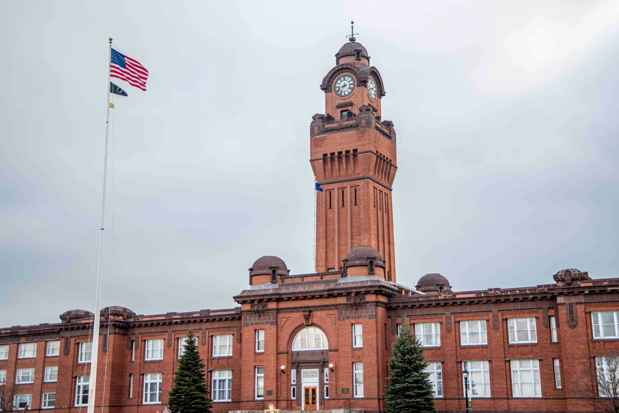Naval Sation Great Lakes Building 1. US Navy Photo