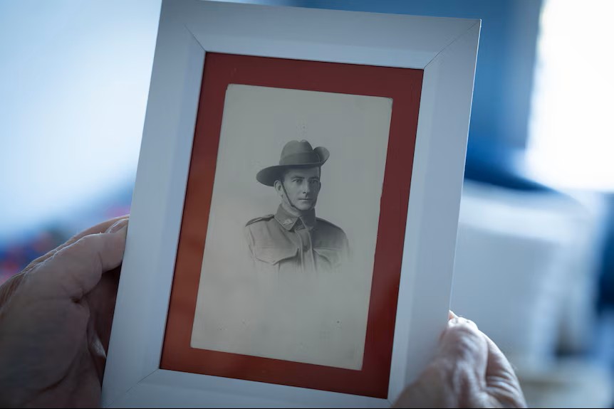 A black and white portrait photo of an ANZAC soldier